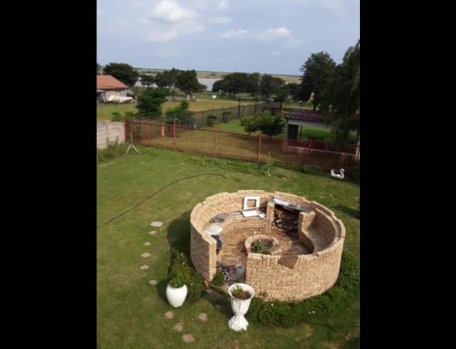 3 BEDROOM HOUSE FOR SALE IN ORANJEVILLE